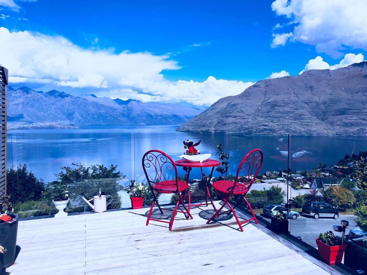 Awesomely Ambient Queenstown Home エクステリア 写真