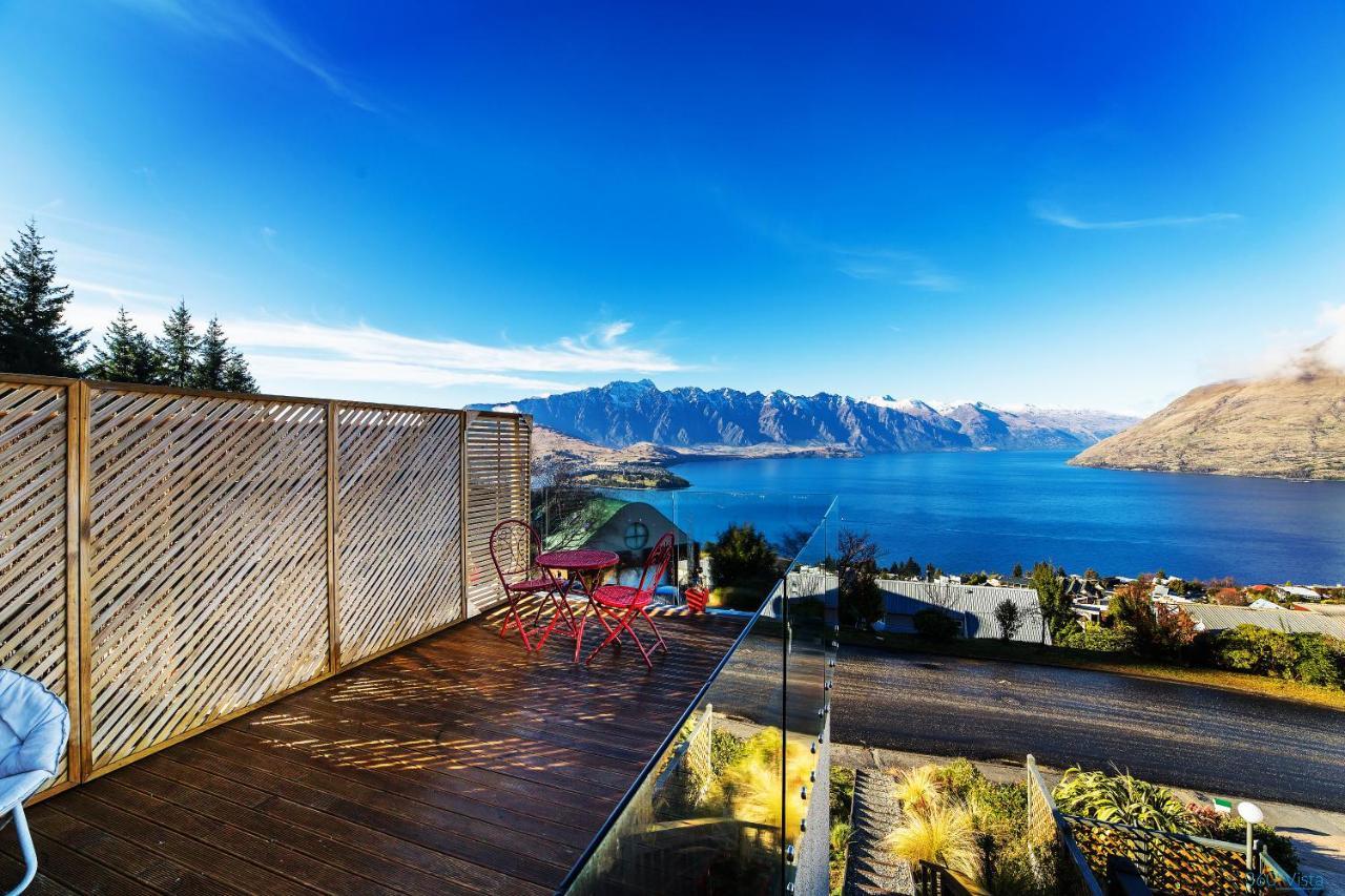 Awesomely Ambient Queenstown Home エクステリア 写真