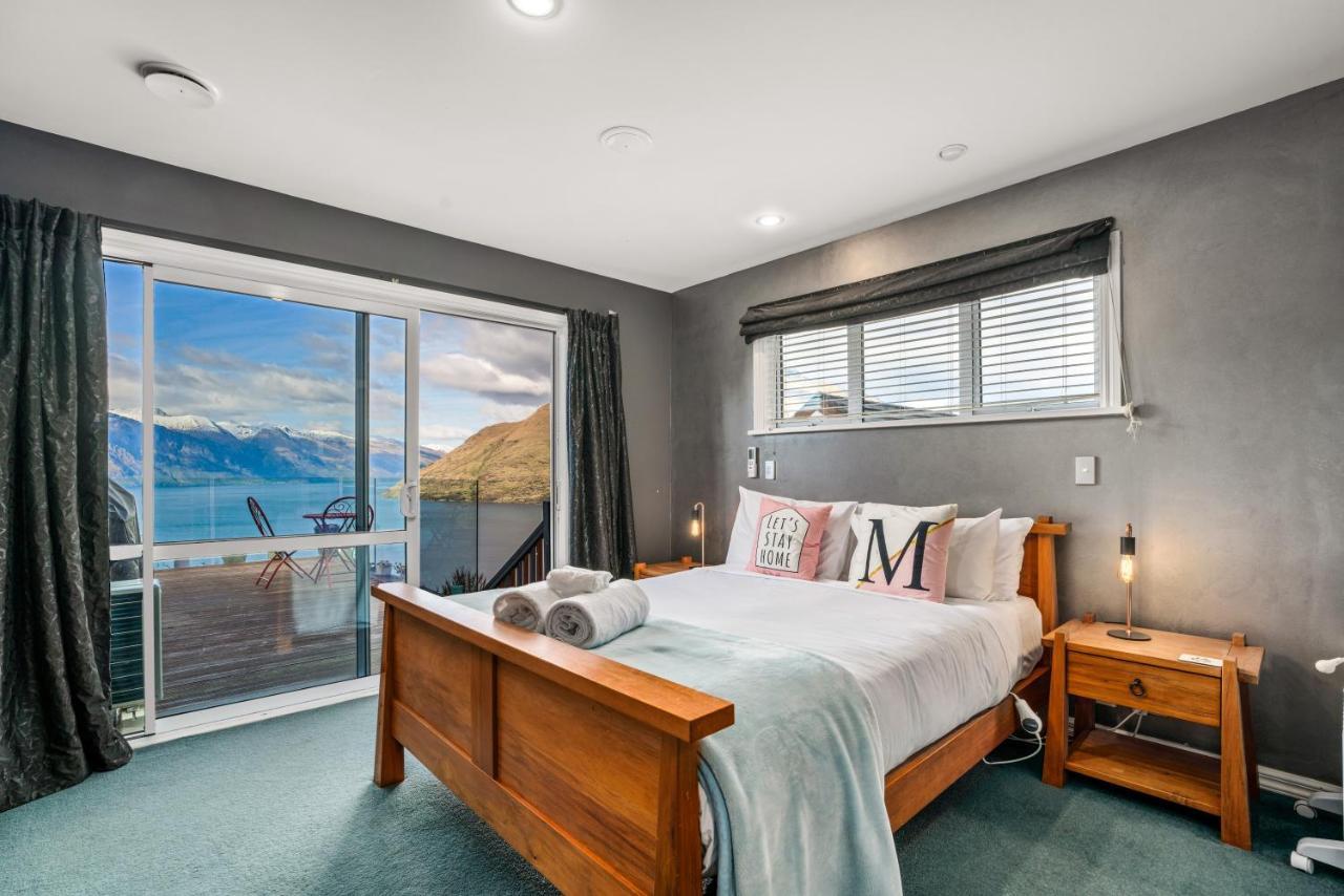 Awesomely Ambient Queenstown Home エクステリア 写真